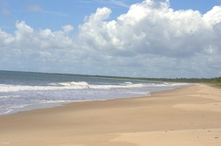 Pratigi beach near the small town of Itubera