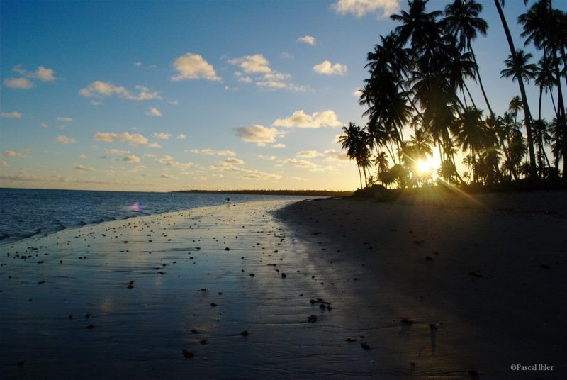 Photographs of the village and the beach of São Miguel dos Milagres - Alagoas State