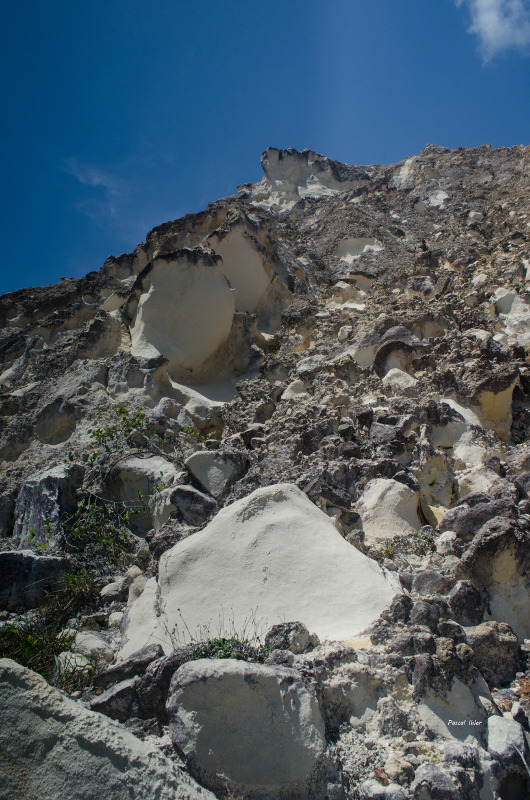 Clay cliffs eroded from the South Coast of the State of Paraíba