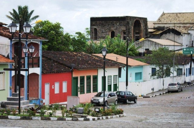 The village of Cairu and the surroundings